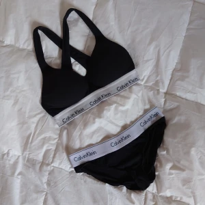 Calvin Klein sett - Calvin Klein underkläder, knappt använd💕 har mestadels bara legat i min garderob🫶
