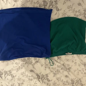 Toppar - Säljer dessa söta toppar som är så fina för att ge lite färg i din look. Kommer dessvärre inte till användning längre. Skriv dm för ytterligare bilder😊 pris kan diskuteras