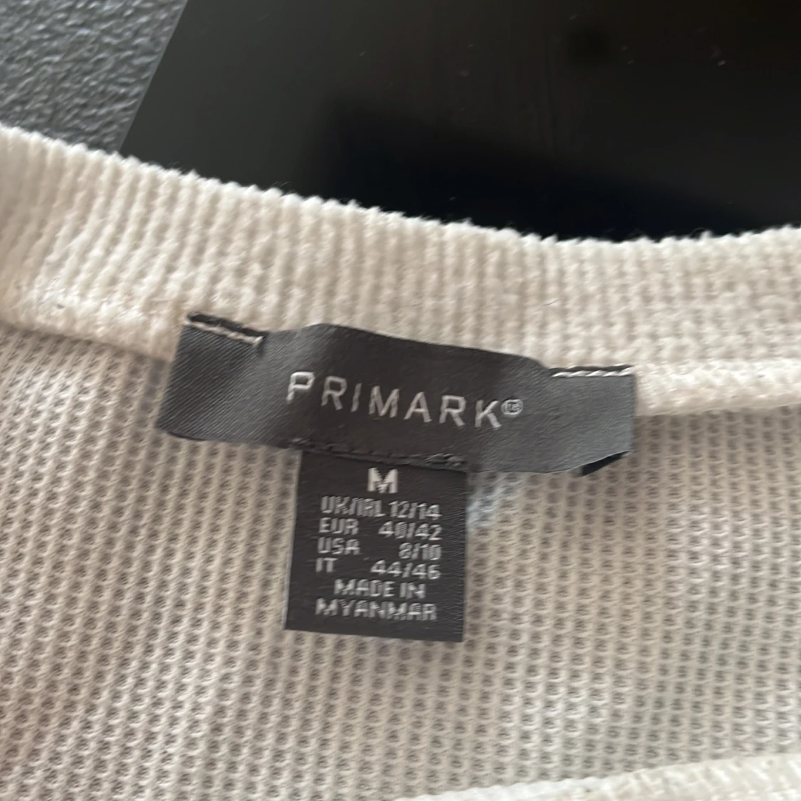 Vit finstickad tröja - 91