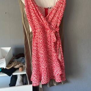 Klänning chiquelle - Storlek M