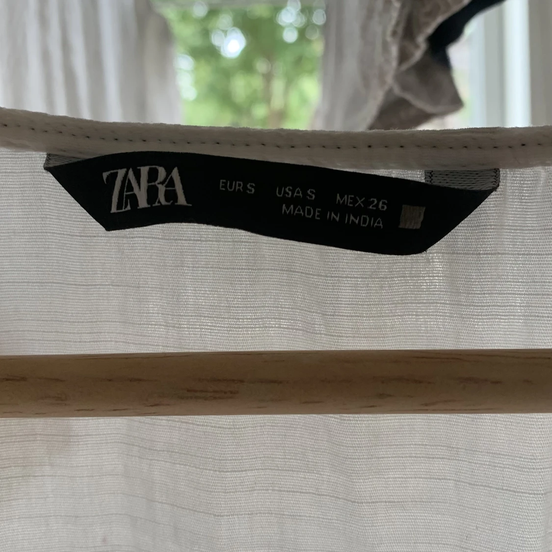 Blå vit zara blus!! - 91