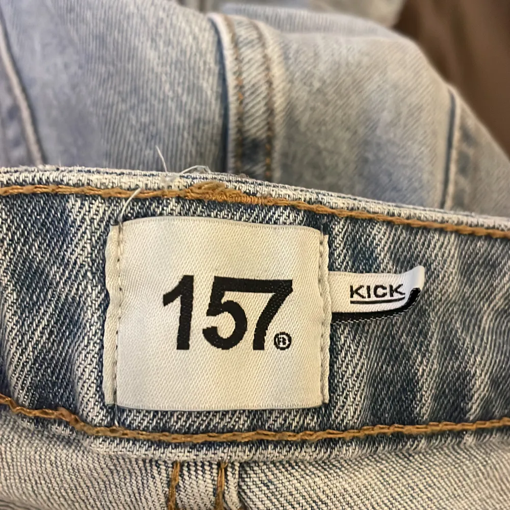Ljusblå jeans från lager 157 nästan aldrig använt. . Jeans & Byxor.