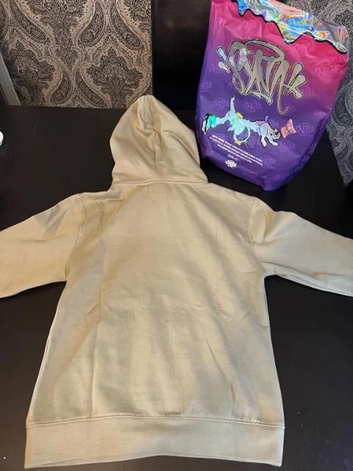 Oanvänd Syna World hoodie (s) - 90