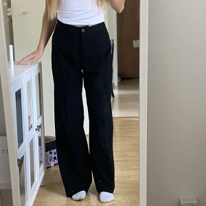 Kostymbyxor - Vida kostymbyxor från bershka. Storlek 38, 150kr