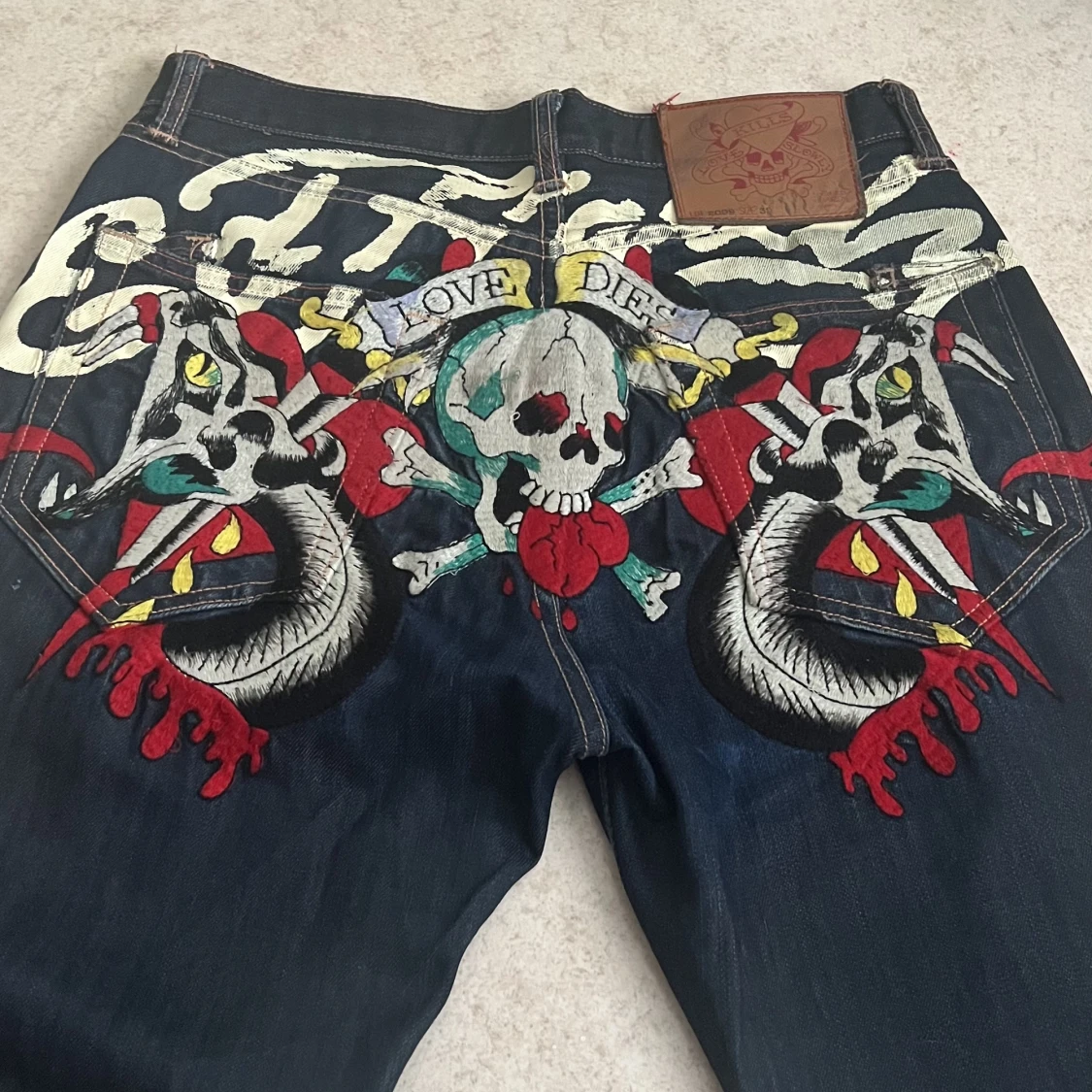 ED HARDY - 90