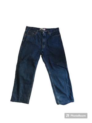 Baggy Levi jeans. Blå. Storlek w 38 L 32. Fråga gärna frågor