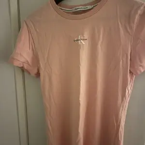 💕Jätte fin Calvin Klein t-shirt 💕