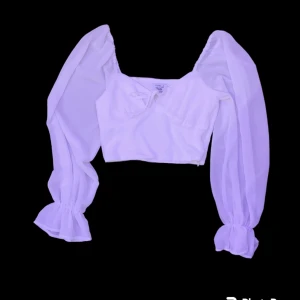 Vit topp - Superfin vit topp från PAMELA x NAKD! Endast använd en gång! Som ny, inga fläckar eller skador!🤍