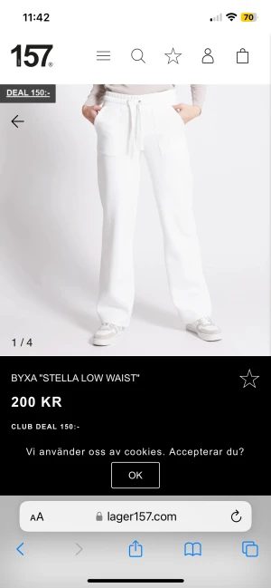 Lågmidjade mjukis byxor  - Ett par jätte fina Lågmidjade mjukis byxor från lager 157. Storlek XS men passar S också.