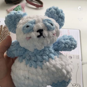 Virkar gossedjur - Jag virkar olika slags gossedjur, jag brukar själv oftast ge bort de som present vilket passar perfekt. Vi kan komma överens över vilket djur, vilket garn och priset på gossedjuret. 