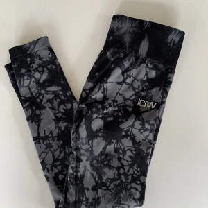 ICIW tights - Fint skick  200kr + frakt