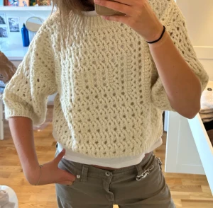 Zara tröja - Populär zara tröja som endast är använd ett fåtal gånger ❣️❣️❣️