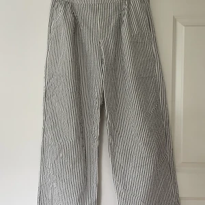 Pyjamasbyxor - Säljer min sköna pyjamasbyxor från uniqlo, as snygga men inte fått så mycket användning för💕💕