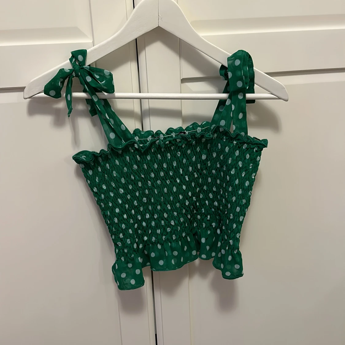 Grön prickig zara topp - 90