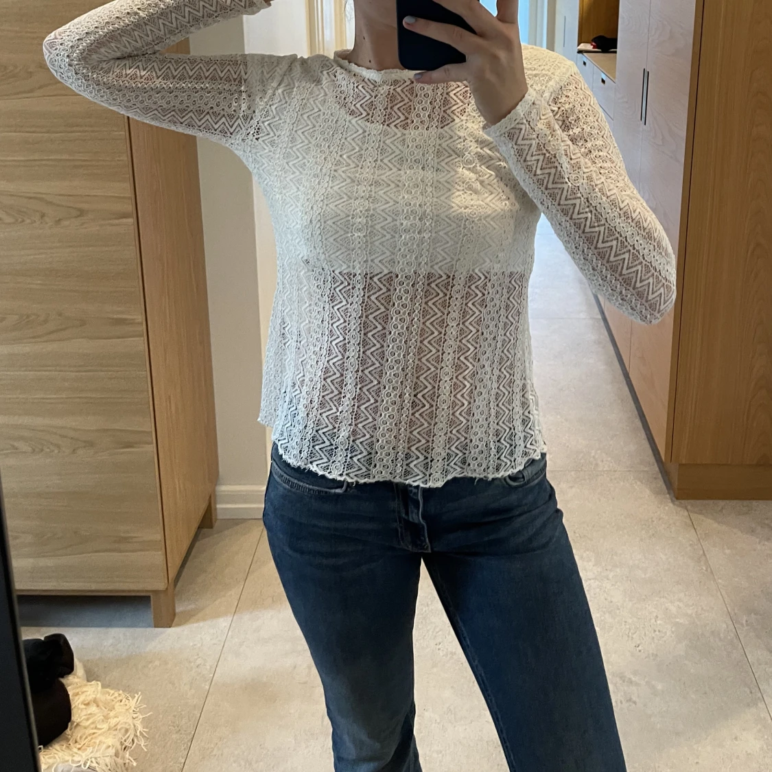 Vit tröja i spets - 90