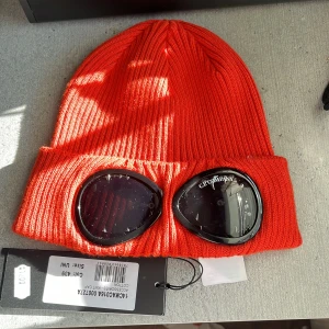 C.P. Company - Snygg höst och vinter mössa aldrig använd