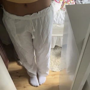 Linnebyxor - Säljer dessa linnebyxor för 50 kr. Kommer inte till användning 