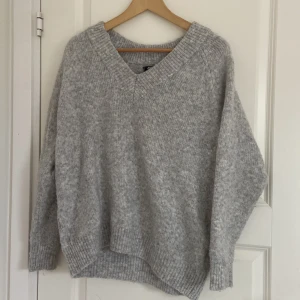 Mysig tröja - Skriv vid frågor eller intresse