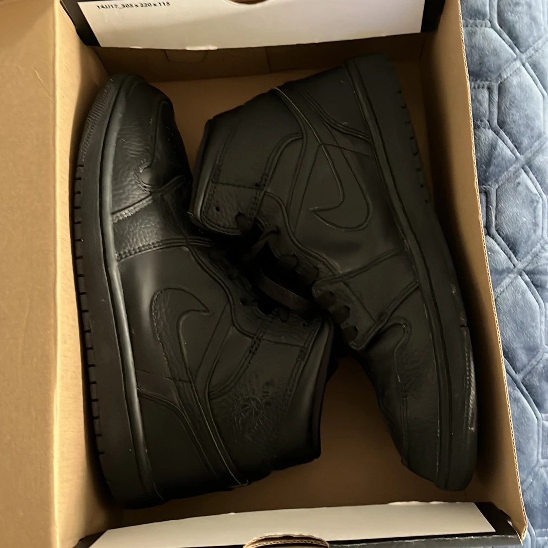 Nike air Jordan 1 mid 