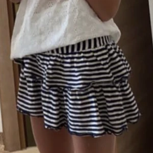 Kjol - Jättegullig randig miniskirt🤍