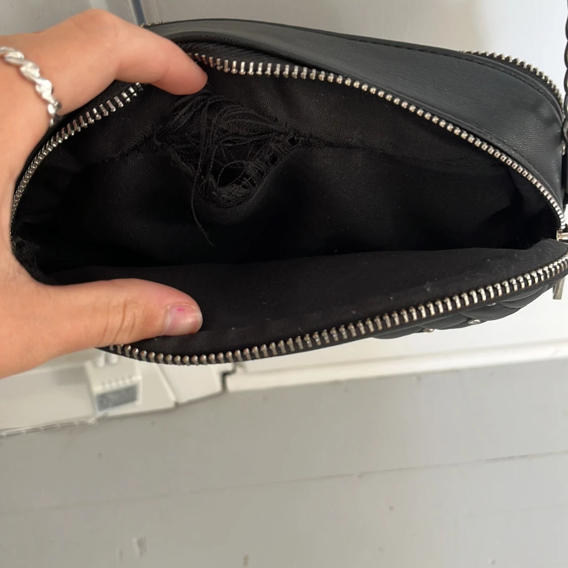 Svart snygg väska  - 91