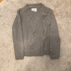 Mysig tröja från Bondelid - Köpt second hand, men är i fint skick. Säljer då passformen inte passade mig