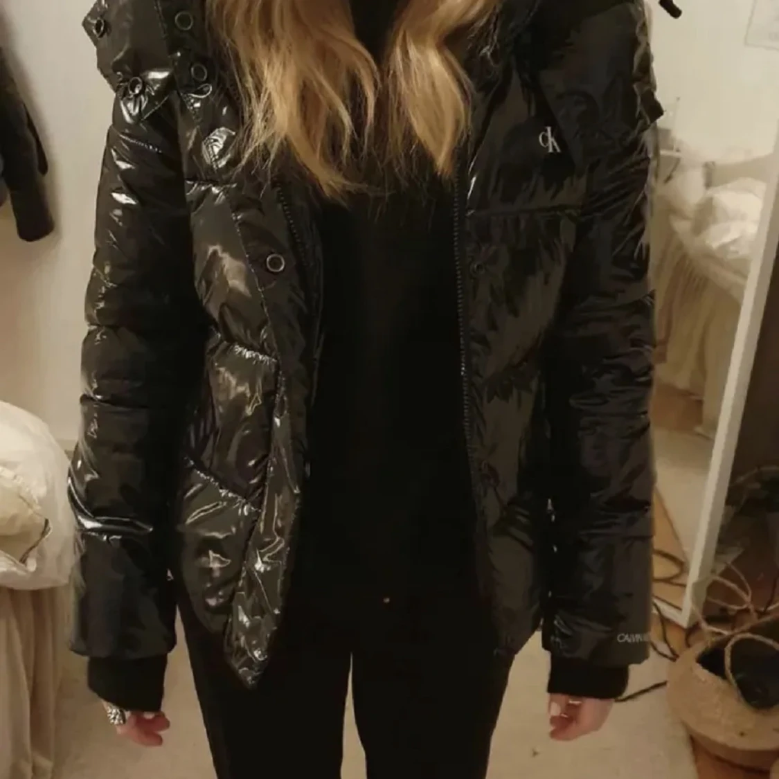 Calvin Klein jeans high shine jacka - 90