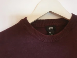 Lila stickad tröja - Enkel tröja från hm i strl xs