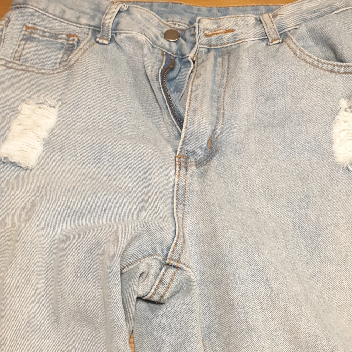 Väldigt ljusblåa jeans - 91