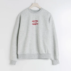 Sweatshirt  - Sweatshirt från Gina Tricot i nyskick (aldrig använd) Storlek S🤍