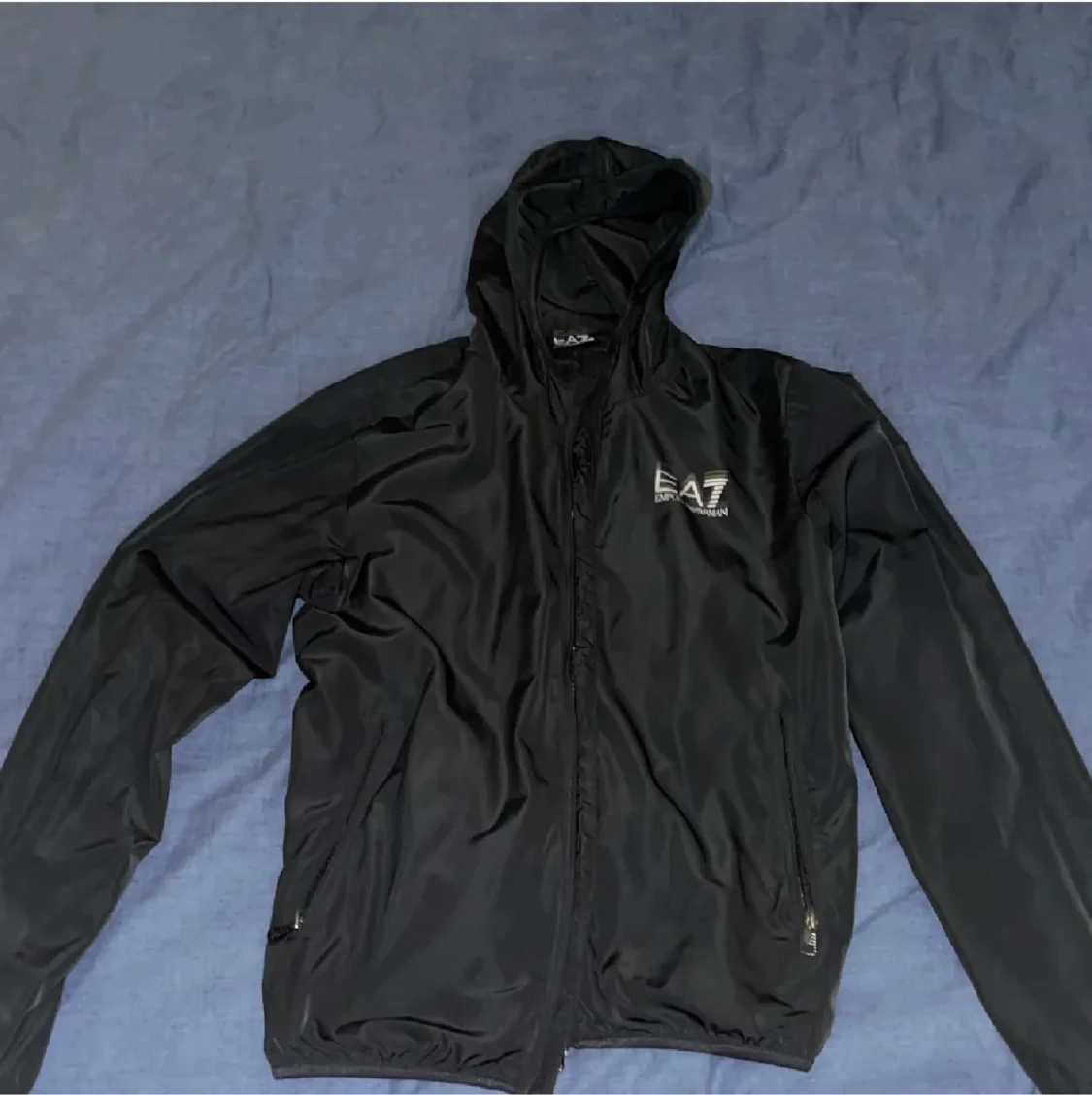 Ea7 svart jacka  - 90