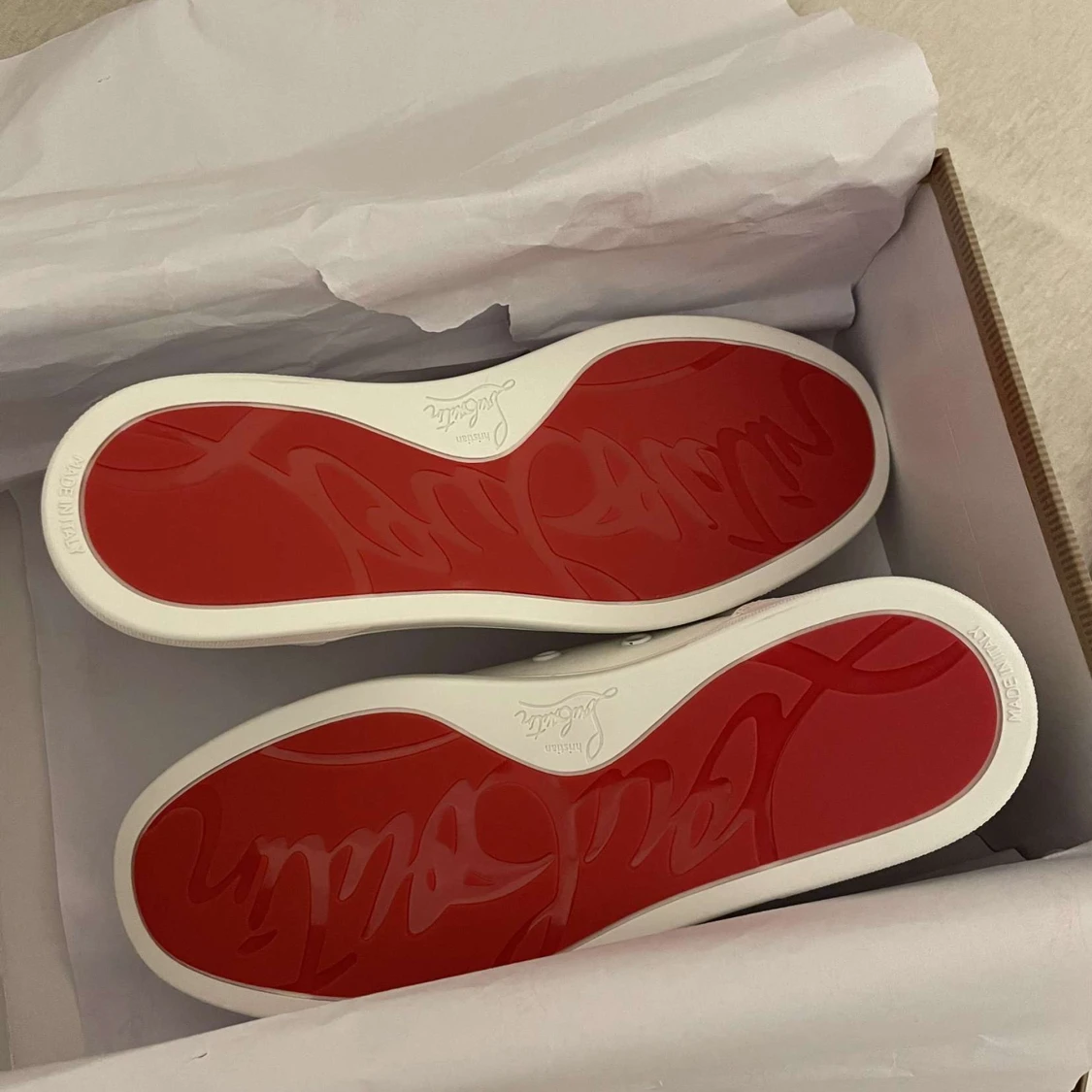 Christian Louboutin  - 90