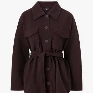 Jacka Ginatricot - Fin höstjacka från Ginatricot inköpt förra året ❤️‍🔥 Använt en del men inga fel på den! Storlek M men funkar absolut som L också. Modellen är ”Alexia Jacket”. 🫶🏻