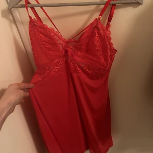 Klänning underkläder - Knappt använd