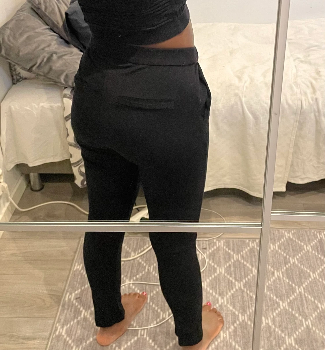 Stretchiga kostymbyxor 