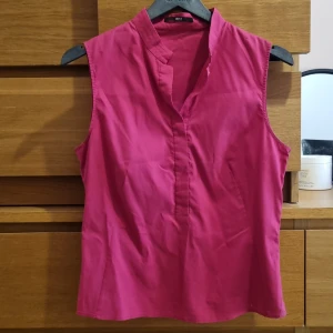 Boss - Står ingen storlek mrn antar att det är 34/36