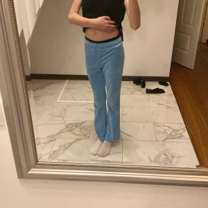 Mjukisbxor - Ljus blåa mjukis byxor 