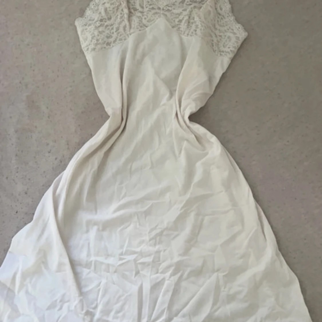 Vit nattlinne/klänning 