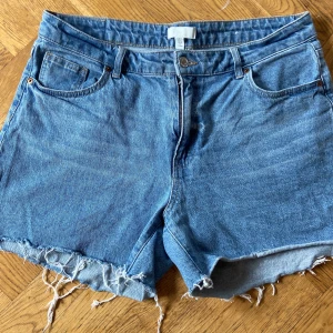 Jeans shorts  - Väldigt bekväma 
