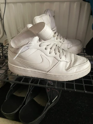 Höga Nike skor  - Höga sneakers 