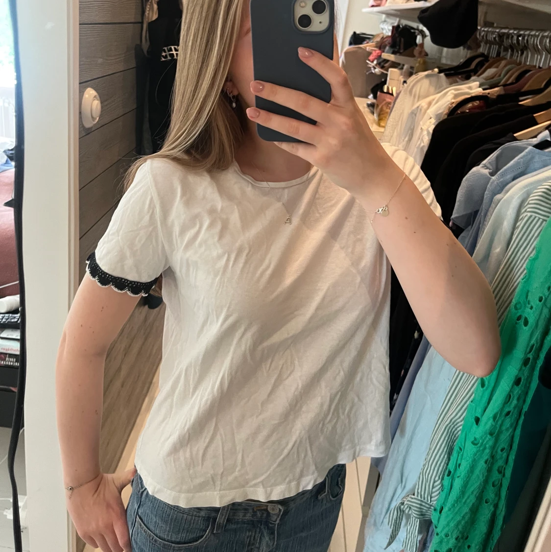 Zara tshirt med detalj 
