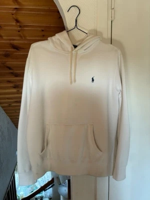 ralph lauren hoodie - 9.5 / 10 Skick - M - Tvättas innan frakt