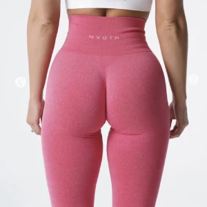 Nvgtn tights - Säljes då de inte kommer till användning. Passar mig som är xs/s💕