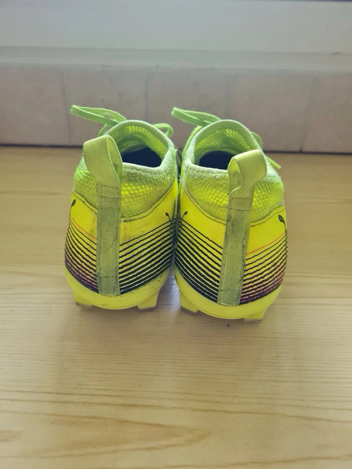 Puma Future 8 Match fotbollsskor strl 35 barn junior - 2