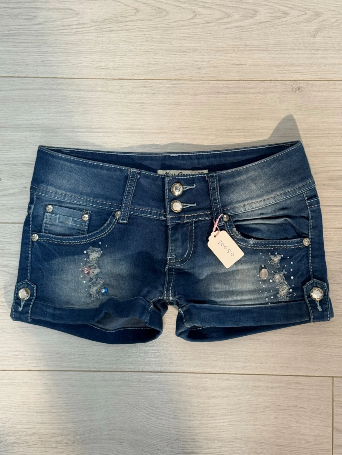 Jeansshorts med slitningar 20050 - 4