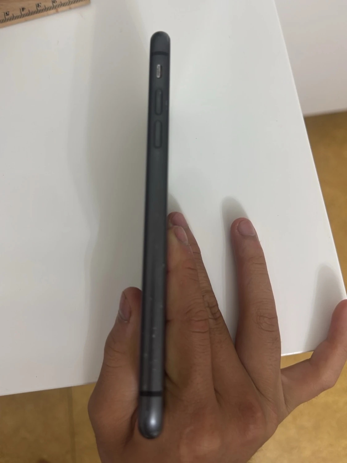 Svart iPhone 11  - 3