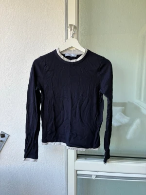Tunn tröja från Mango  - Bra skick 