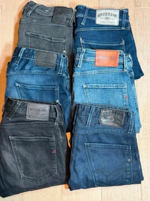 Replay Anbass jeans bulk 6x - 6x Replay Anbass jeans. Storlekar: W29-W33
