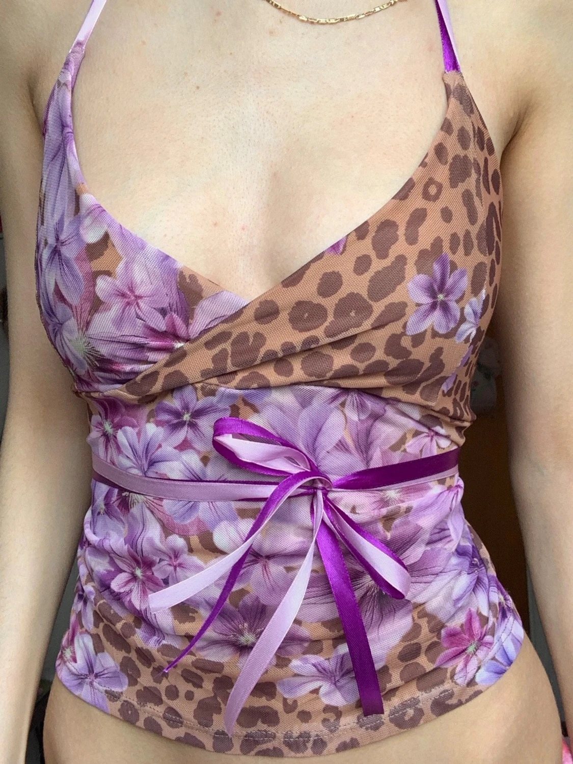 Leopard- och blommig omlottopp - 4