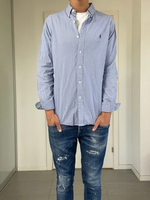 Polo Ralph Lauren Skjorta  - Säljer nu denna Polo Ralph Lauren skjorta, skriv för fler bilder/frågor🙌🏼